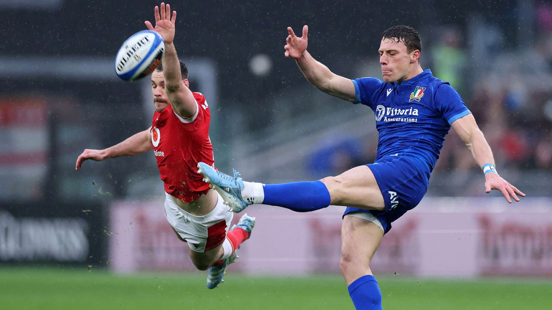 中国足协：取消广州城等7家足球俱乐部注册资格.